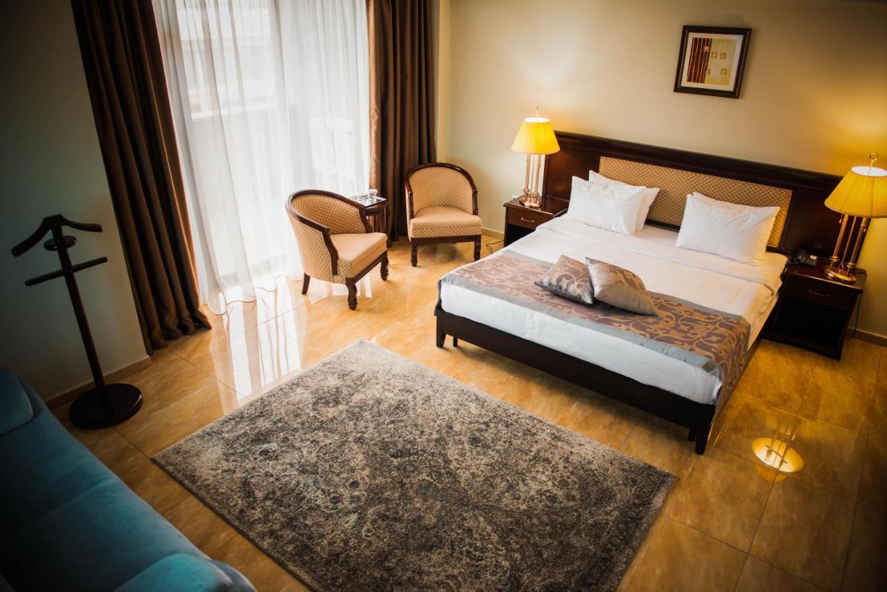 Del Mar & Conference Center Hotel