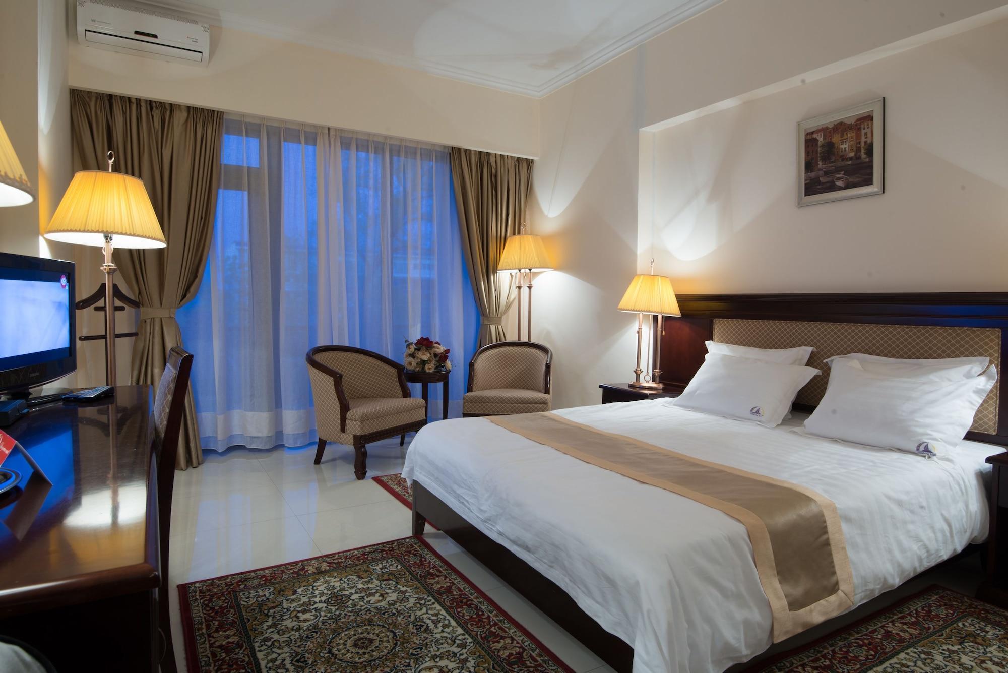 Del Mar & Conference Center 4* מאמאיה