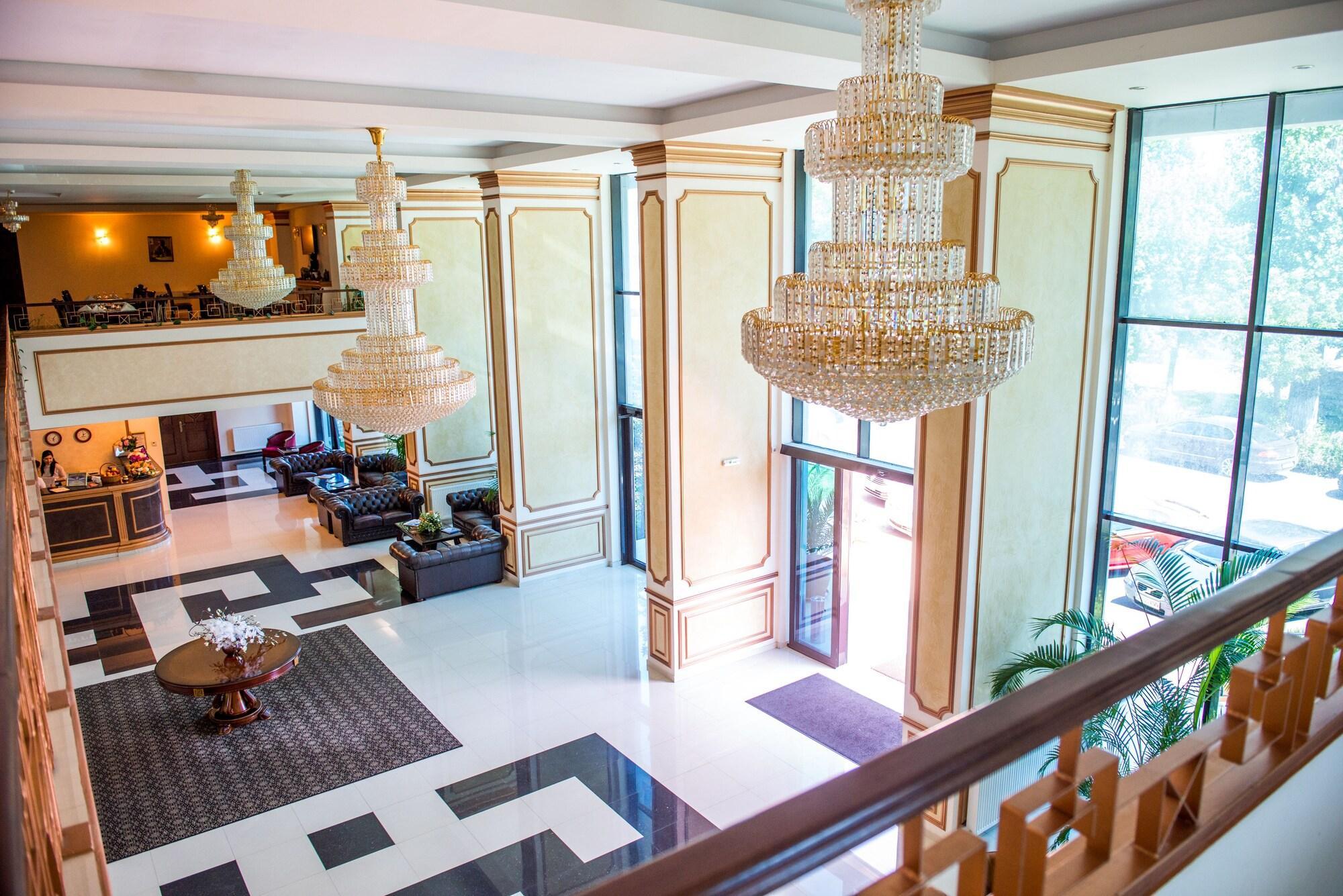 Del Mar & Conference Center מלון